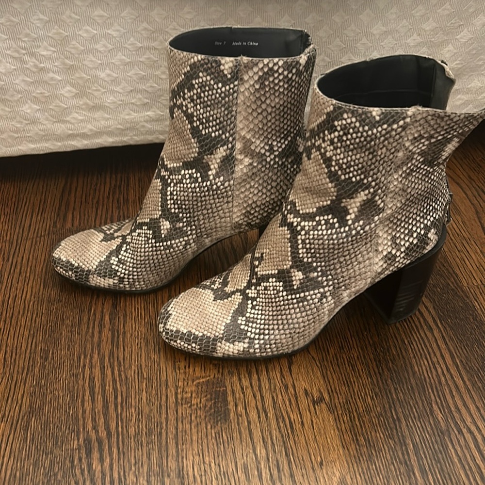 Dolce Vita snake skin booties